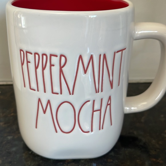 Rae Dunn - PEPPERMINT MOCHA - mug - Picture 2 of 2